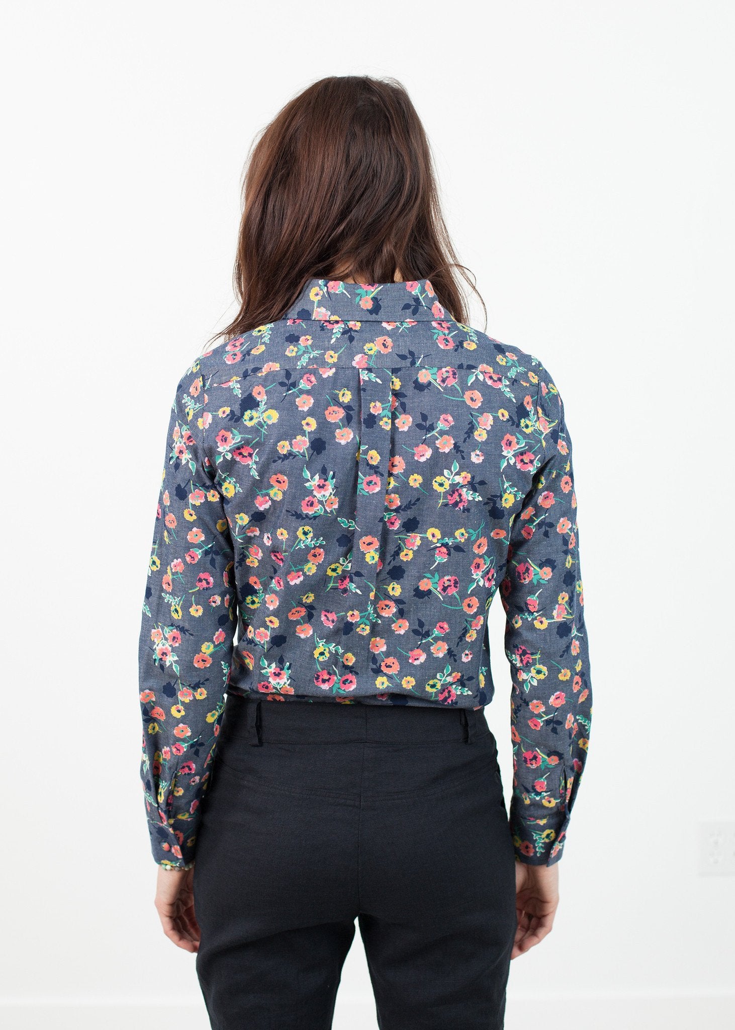 Long Sleeve Blouse in Black/Floral