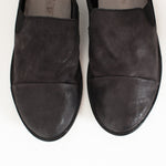 Low Chelsea Boot in Black