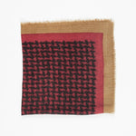 Houndstooth Square in Rouge